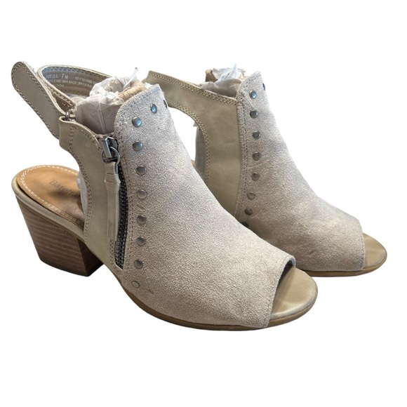 BareTrap Open Toe Open Heel Suede Short Heeled Shoes Size 7M - Picture 1 of 10